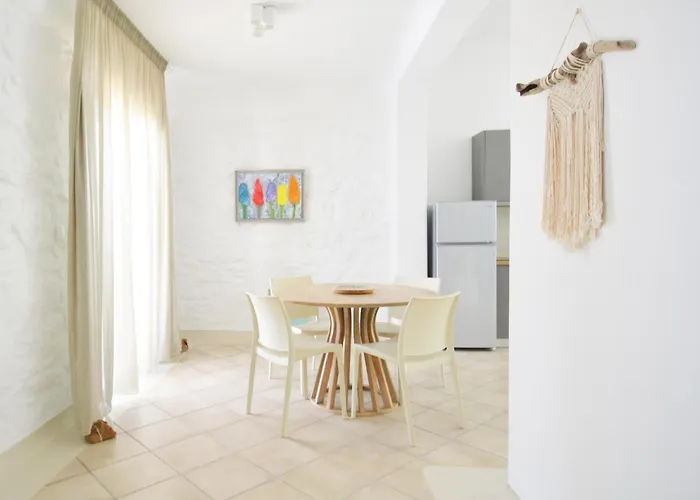 Sea Breeze Mykonos بانورموس ميكونو