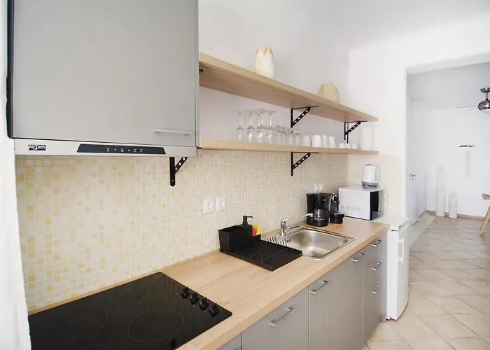 Sea Breeze Mykonos بيت للعطل *